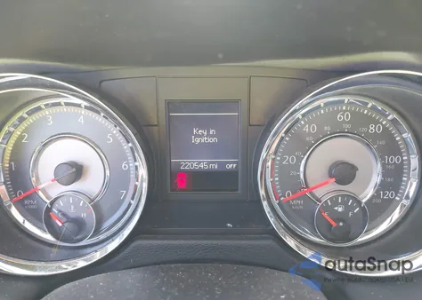 2016 Chrysler Town & Country Touring из США, поврежденный, VIN 2C4RC1BG9GR231882